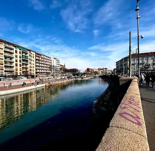 Naviglium Darsena Milánó
