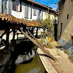 Naviglium Darsena * Milaan