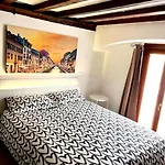 Appartement Naviglium Darsena Milaan